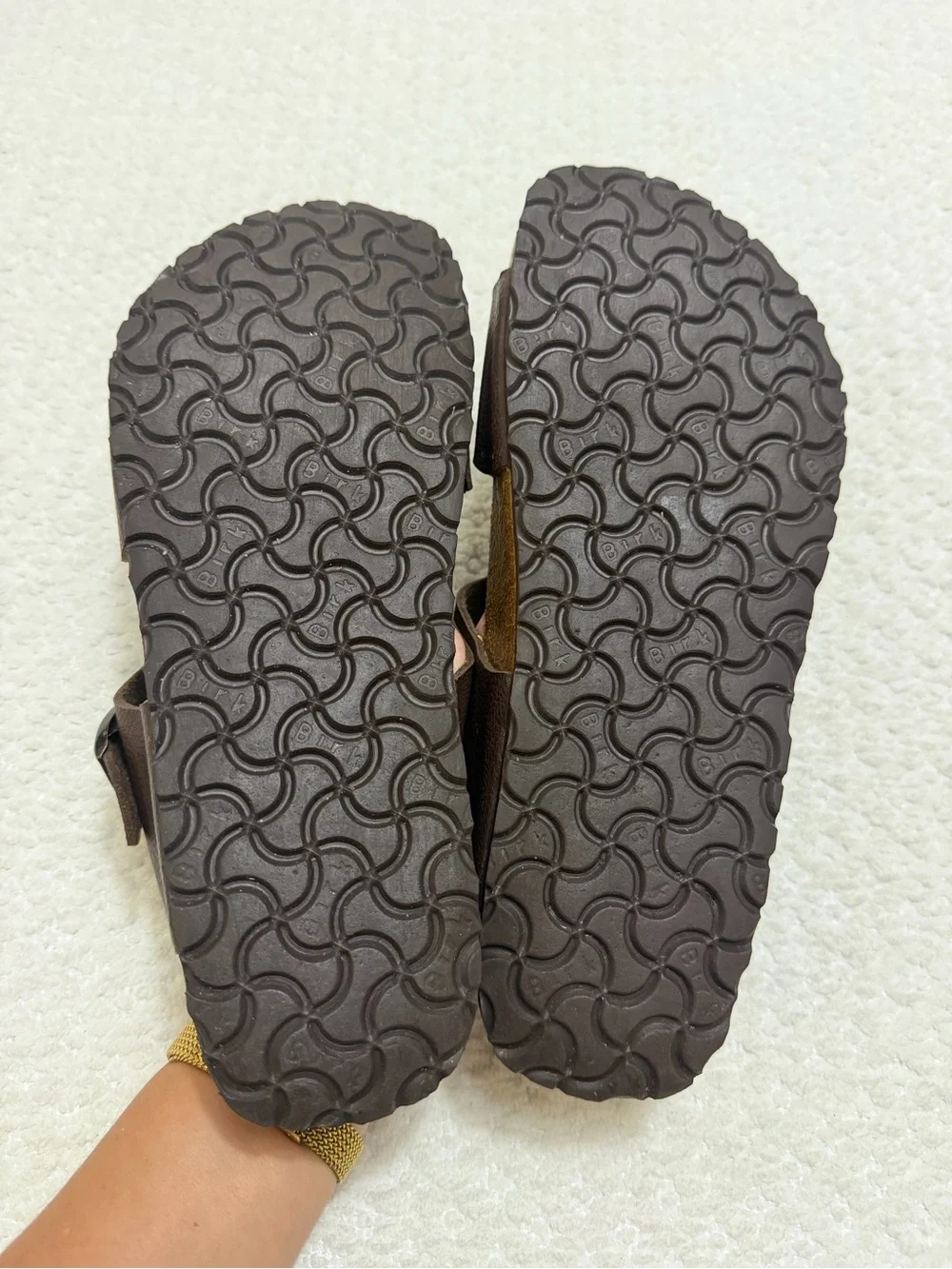 Birkis by Birkenstock Discontinued Style Sandals Brown Men’s Size 11